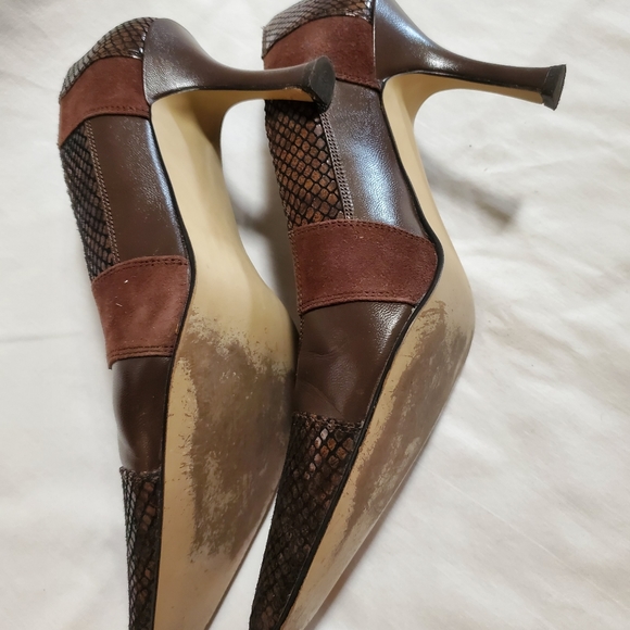 Pointed Toe Dark Brown Pump - Picture 2 of 3
